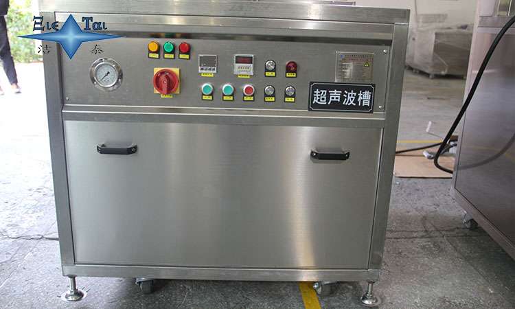 超聲波清洗器：汽車(chē)零部件清洗的高效利器